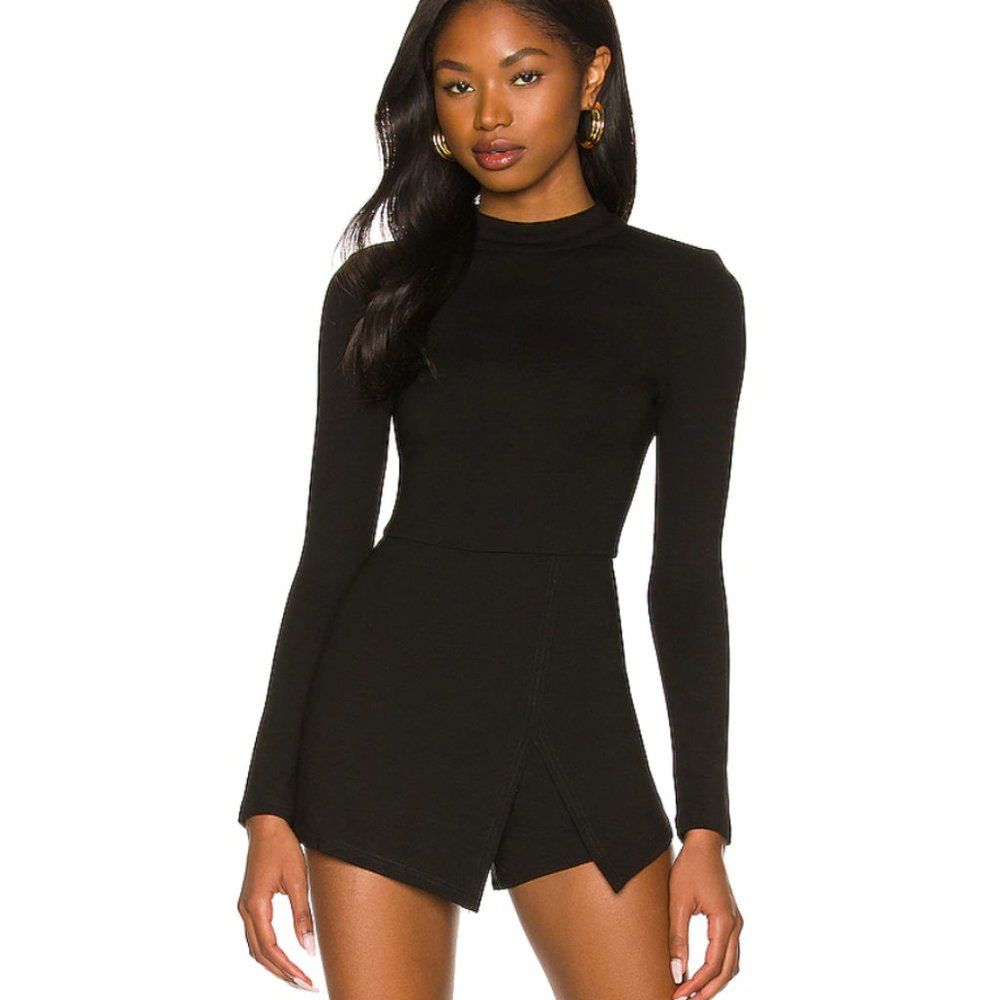 NWT superdown Elizabeth Skort Romper in Black XS